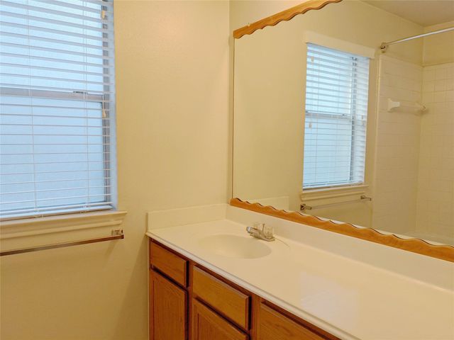 2810 Foxden Drive, Pearland, TX 77584