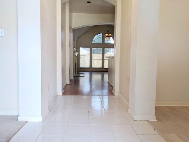 2810 Foxden Drive, Pearland, TX 77584