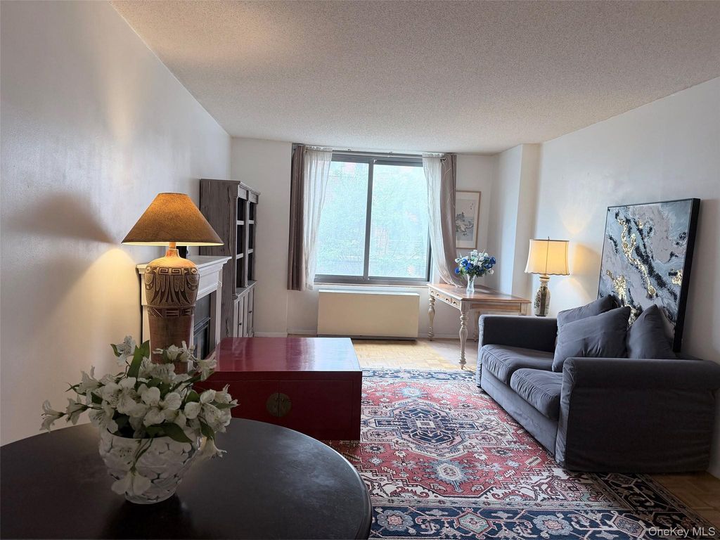 2 S End Avenue 3W, New York (manhattan), NY 10280 — photo 2