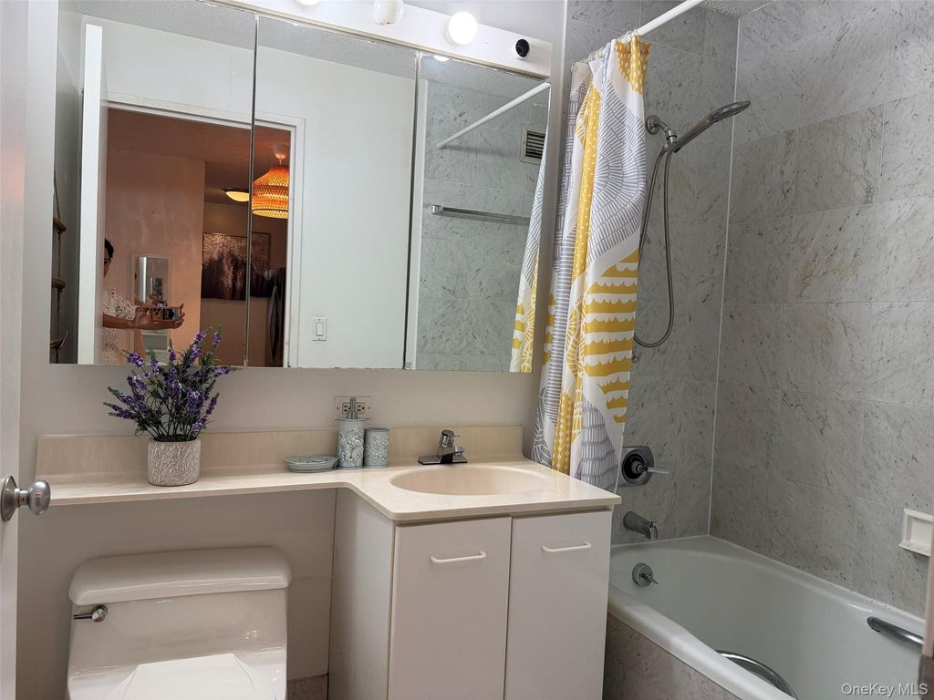 2 S End Avenue 3W, New York (manhattan), NY 10280 — photo 4