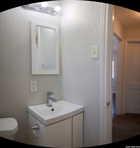 2346 Burnet St., San Antonio, TX 78202