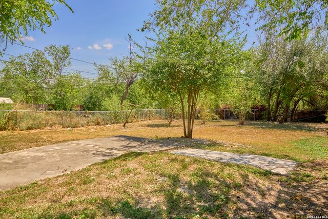 2346 Burnet St., San Antonio, TX 78202