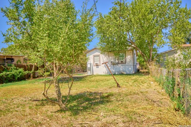 2346 Burnet St., San Antonio, TX 78202