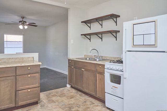 2346 Burnet St., San Antonio, TX 78202