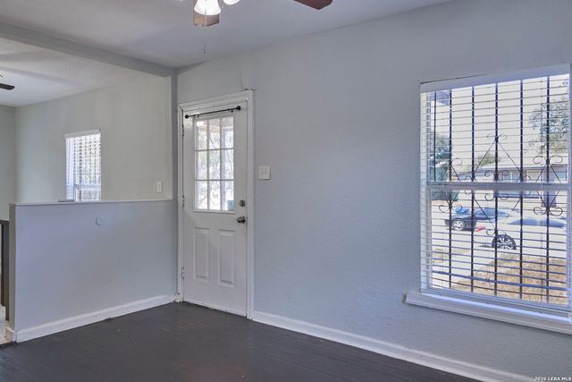 2346 Burnet St., San Antonio, TX 78202