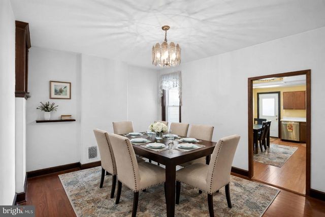 462 SEVILLE ST, Philadelphia, PA 19128