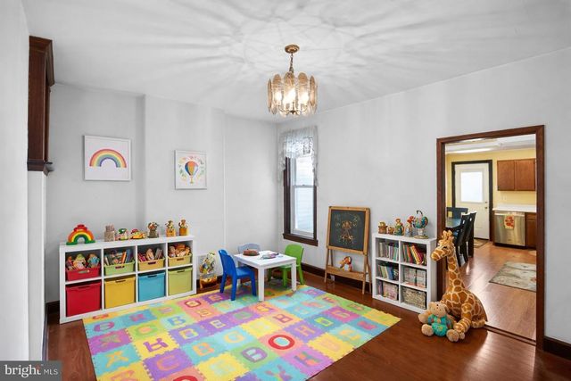 462 SEVILLE ST, Philadelphia, PA 19128