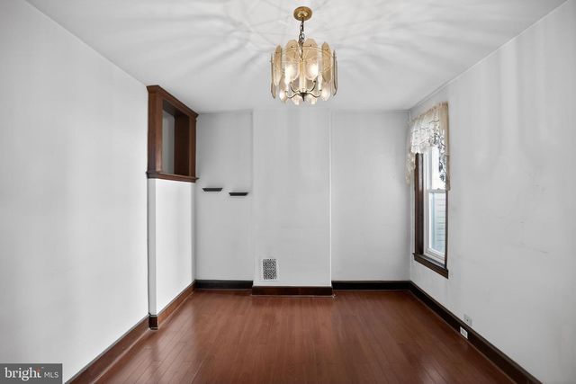 462 SEVILLE ST, Philadelphia, PA 19128