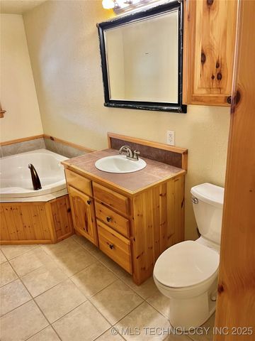 4783 Enos Road, Kingston, OK 73439