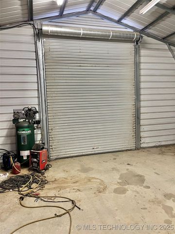 4783 Enos Road, Kingston, OK 73439