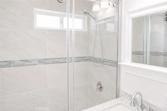 17144 Burton Street, Lake Balboa, CA 91406