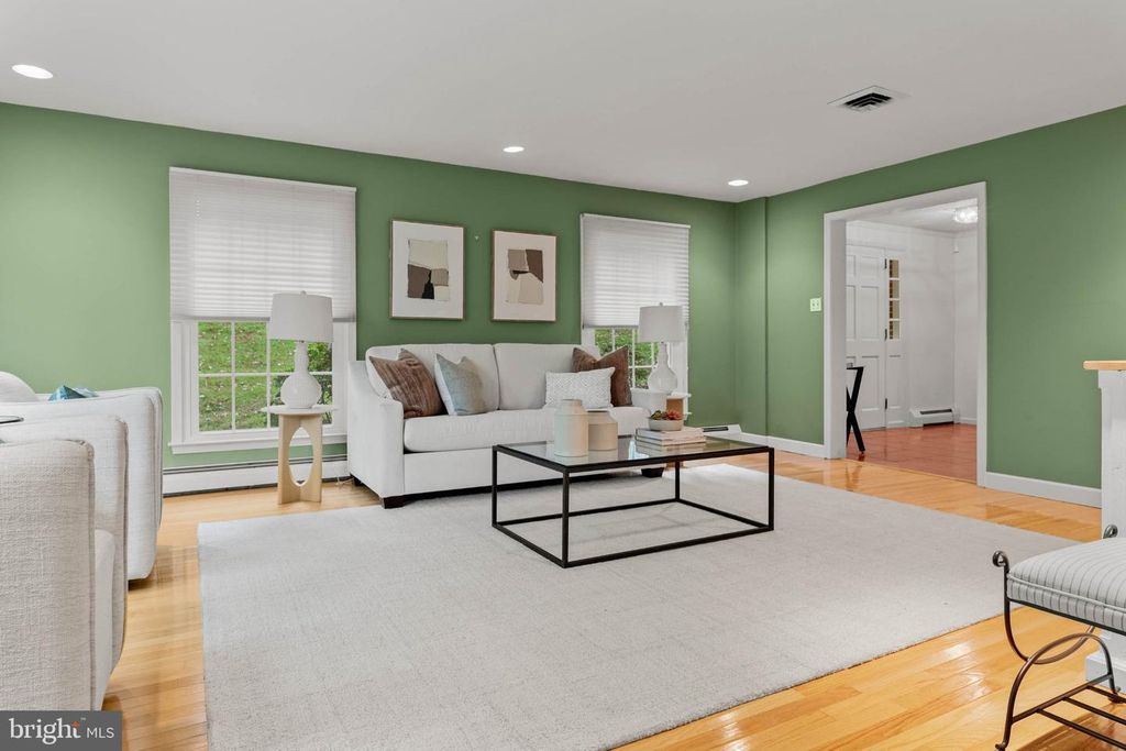 300 ARDEN RD, CONSHOHOCKEN, PA 19428 — photo 4