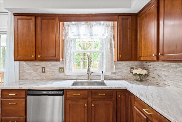 206 Longwood Ln, Clarksville, TN 37043