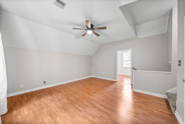 206 Longwood Ln, Clarksville, TN 37043