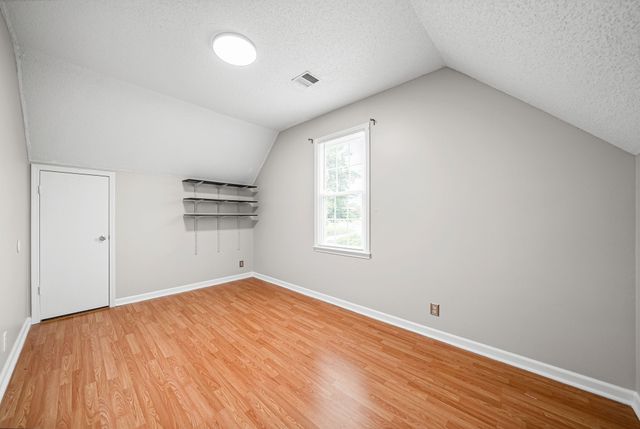 206 Longwood Ln, Clarksville, TN 37043