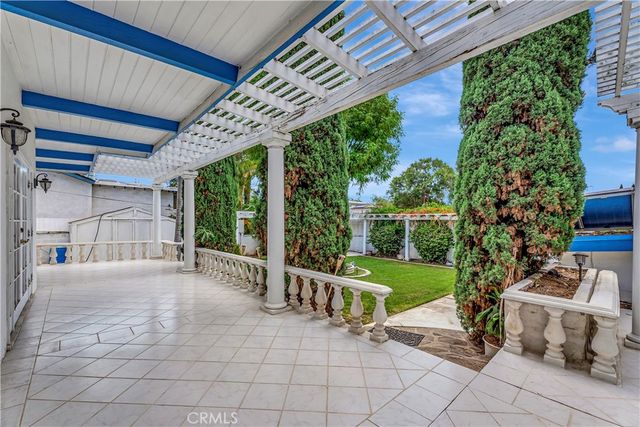 150 W 36th Street, Long Beach, CA 90807