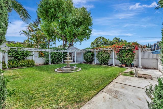 150 W 36th Street, Long Beach, CA 90807