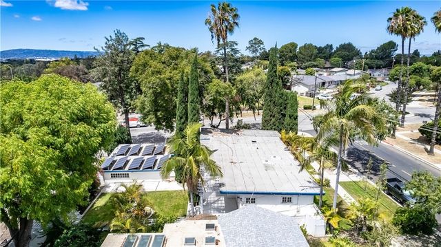 150 W 36th Street, Long Beach, CA 90807