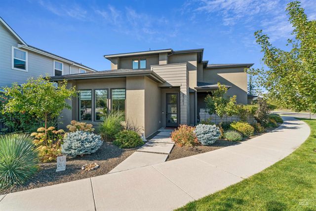 4341 E Rivernest Dr, Boise, ID 83716 property photo