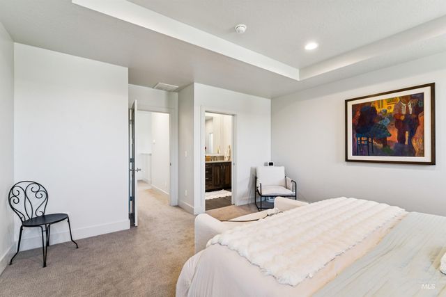 4341 E Rivernest Dr, Boise, ID 83716