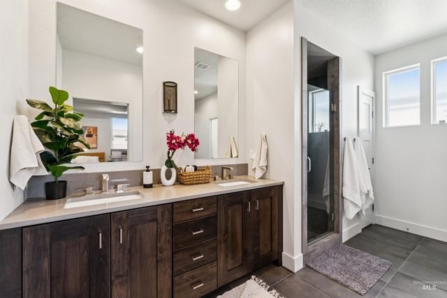 4341 E Rivernest Dr, Boise, ID 83716