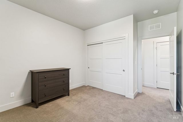 4341 E Rivernest Dr, Boise, ID 83716