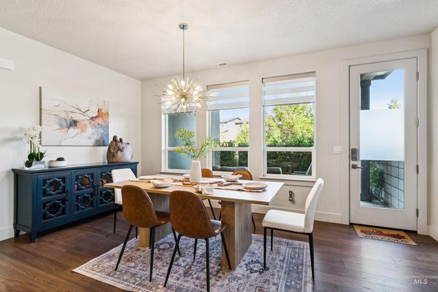4341 E Rivernest Dr, Boise, ID 83716