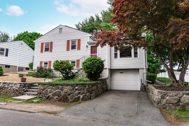 34 Dona Road, Lynn, MA 01904