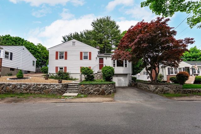 34 Dona Road, Lynn, MA 01904