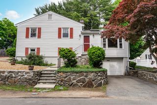 34 Dona Road, Lynn, MA 01904