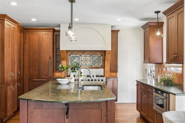 6 Ivy Lane, Denver, CO 80220