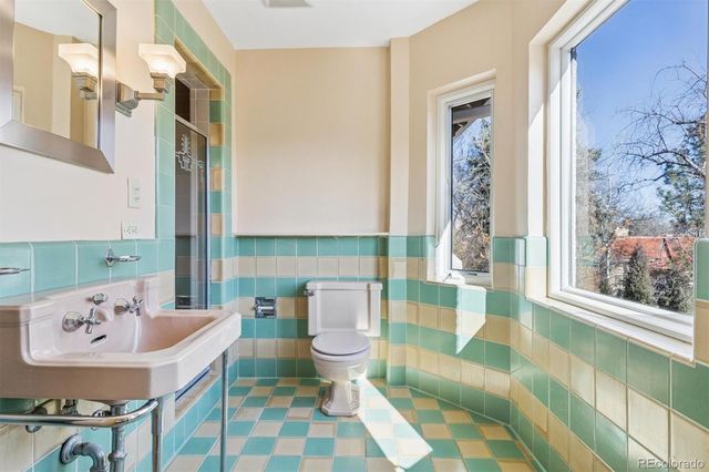 6 Ivy Lane, Denver, CO 80220