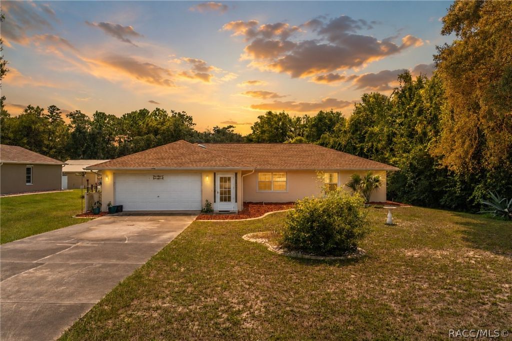1294 E Cleveland Street, Hernando, FL 34442