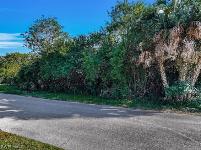 2031 Sheffield AVE, Marco Island, FL 34145