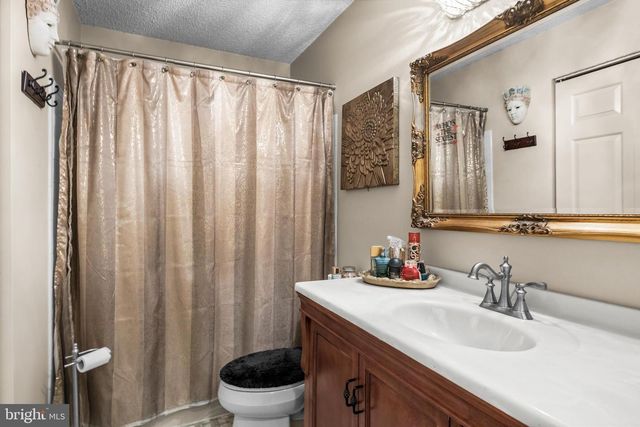 238 SOCIETY HILL BLVD, Cherry Hill, NJ 08003