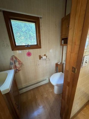 108 Charles Street, Saranac Lake, NY 12983