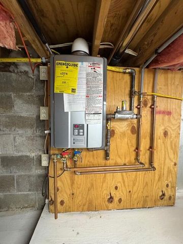 108 Charles Street, Saranac Lake, NY 12983