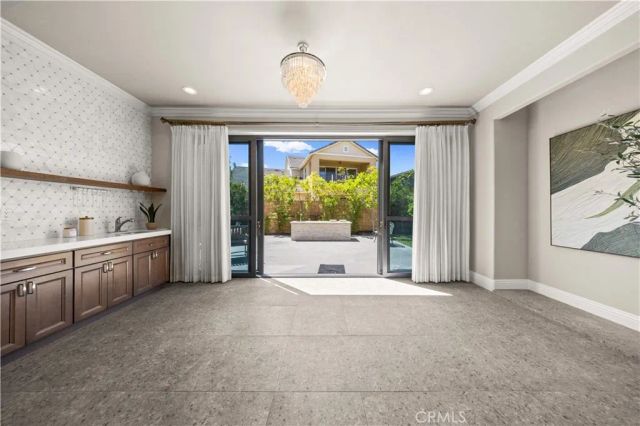 16 Windrow Rd, Tustin, CA 92782