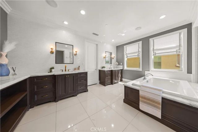 16 Windrow Rd, Tustin, CA 92782