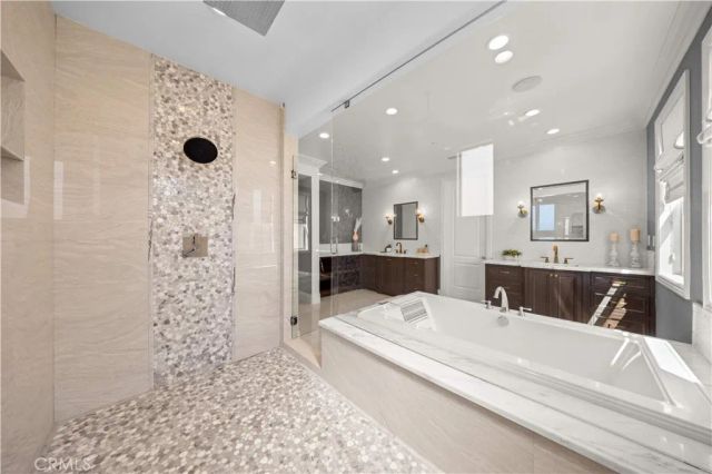 16 Windrow Rd, Tustin, CA 92782