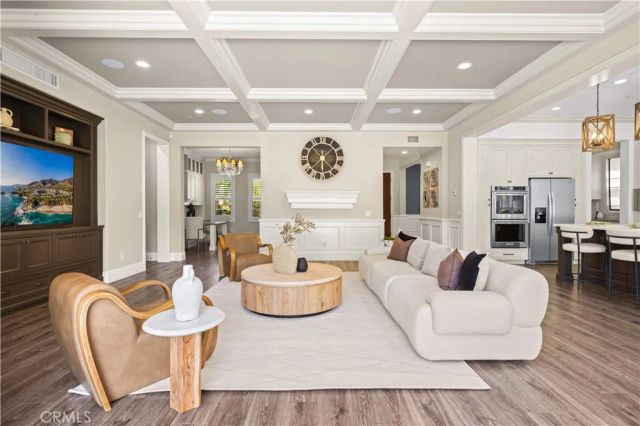 16 Windrow Rd, Tustin, CA 92782