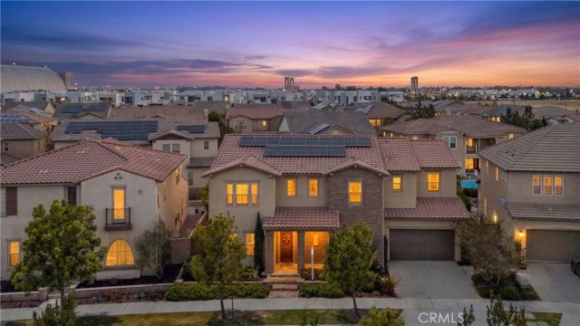 16 Windrow Rd, Tustin, CA 92782