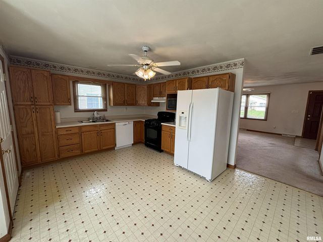 2905 Rend Drive, Springfield, IL 62707