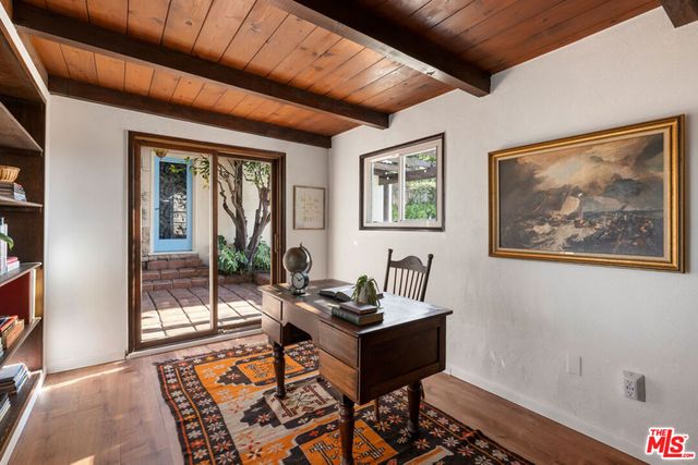 2608 Ivanhoe Drive, Los Angeles, CA 90039