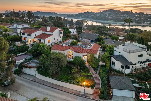 2608 Ivanhoe Drive, Los Angeles, CA 90039