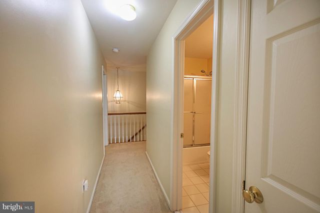 225 BRINLEY DR, Pennington, NJ 08534