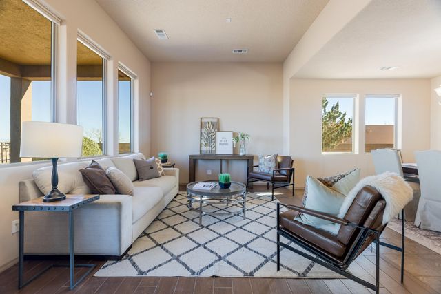 2517 Redondo Santa Fe, Rio Rancho, NM 87144