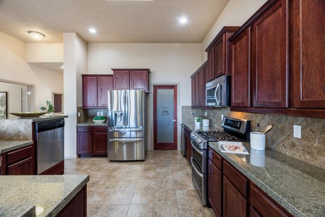 2517 Redondo Santa Fe, Rio Rancho, NM 87144