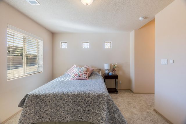 2517 Redondo Santa Fe, Rio Rancho, NM 87144