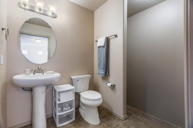 2517 Redondo Santa Fe, Rio Rancho, NM 87144